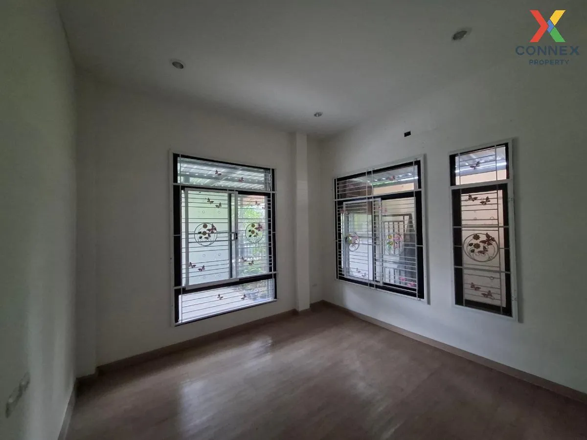 For Sale Townhouse/Townhome  , The Central Town Bueng - Sriracha , Nong Kham , Si Racha , Chon Buri , CX-107471