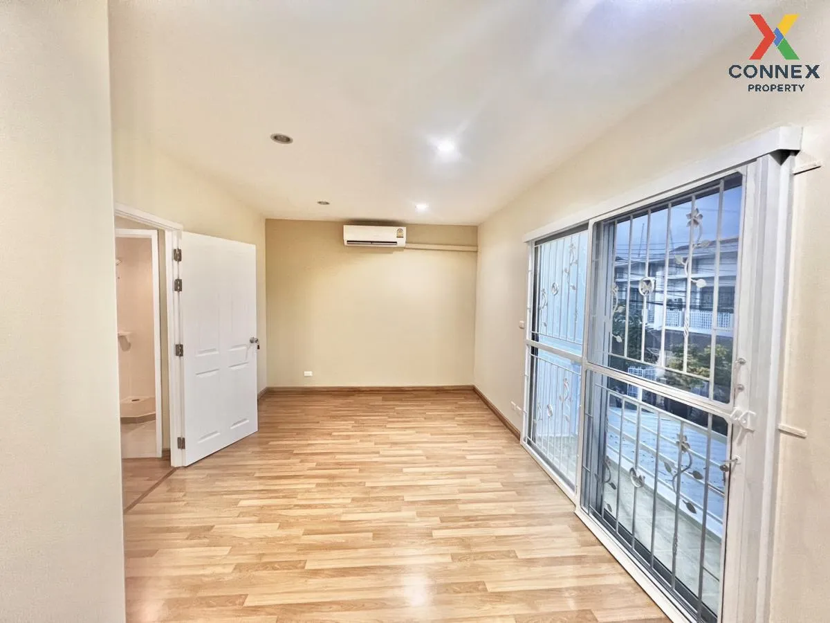 For Sale Townhouse/Townhome  , PRUKSA TOWN NEXTS BANGNA KM.5 , newly renovated , Bang Kaeo , Bang Phli , Samut Prakarn , CX-107476