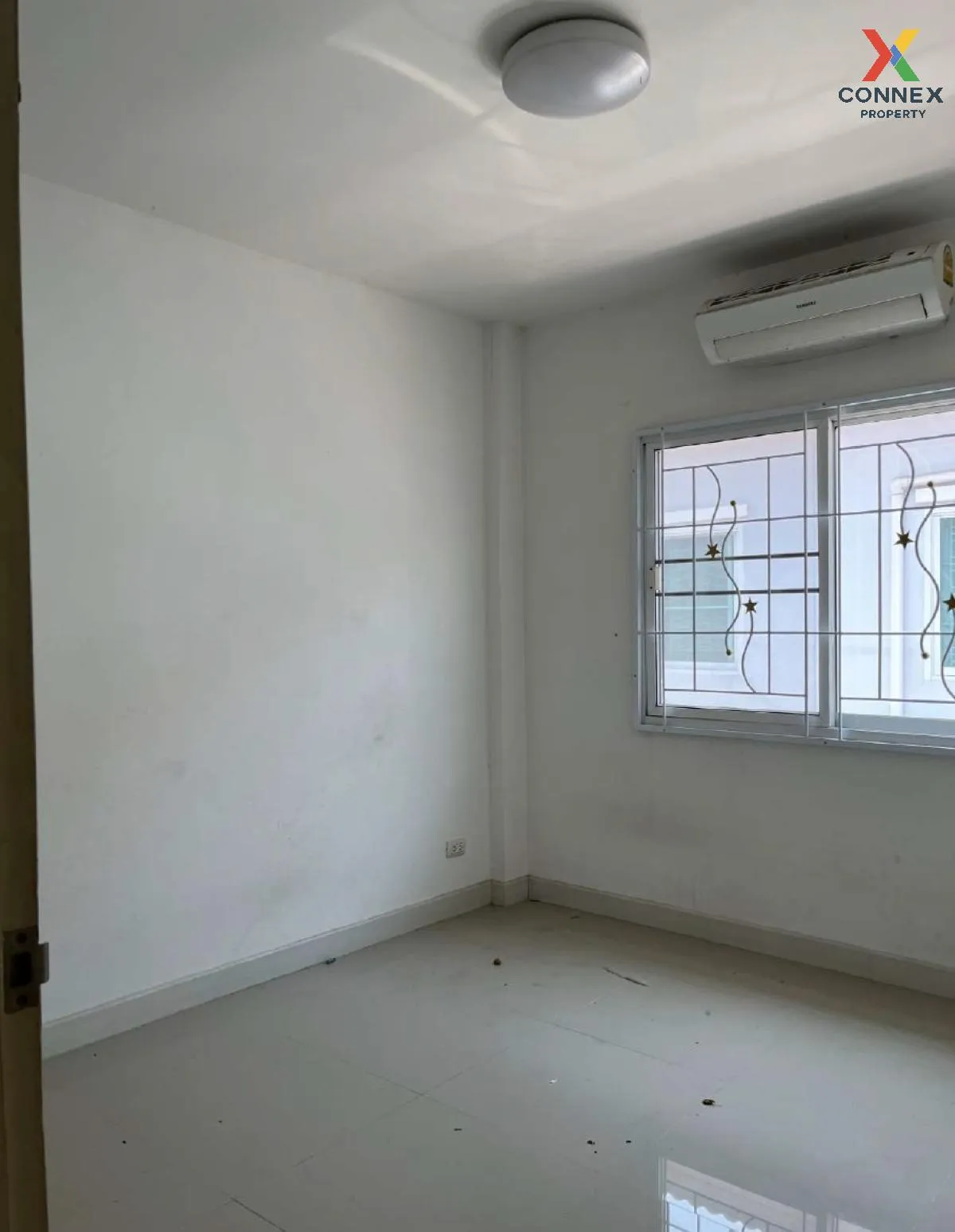 For Sale Townhouse/Townhome  , Thrap Rung Ruang City 2 , Ban Kao , Phan Thong , Chon Buri , CX-107641