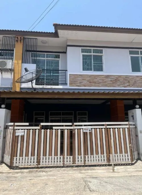 For Sale Townhouse/Townhome  , Thrap Rung Ruang City 2 , Ban Kao , Phan Thong , Chon Buri , CX-107641