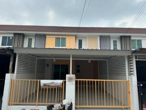 For Sale Townhouse/Townhome  , Bann Pruksa 84/2 Petchkasem 63-Wongwaen , newly renovated , Lak Song , Bang Khae , Bangkok , CX-107696