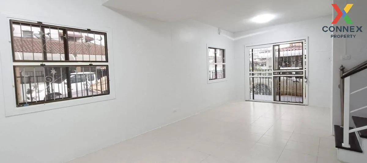 For Sale Townhouse/Townhome  , Baan Pruksa 40 Rangsit Klong 3 , Khlong Sam , khlong Luang , Pathum Thani , CX-107830 4