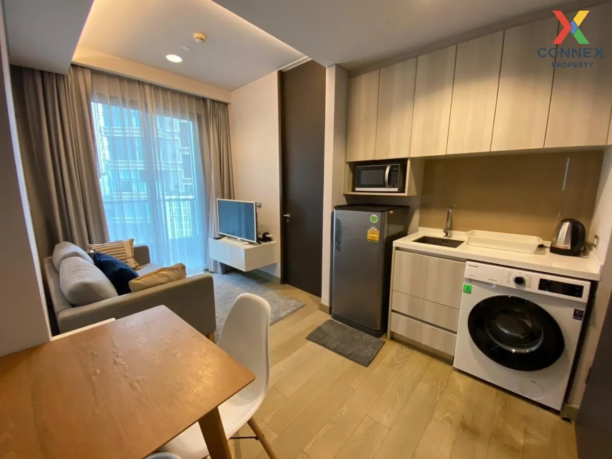 For Rent Condo , The Lumpini 24 , corner unit , newly renovated , BTS-Phrom Phong , Khlong Tan , Khlong Toei , Bangkok , CX-107944