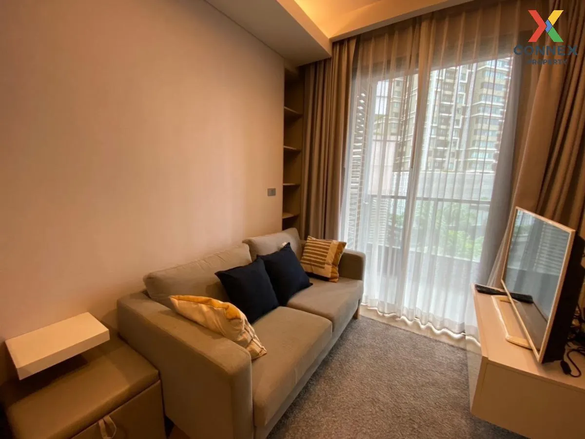 For Rent Condo , The Lumpini 24 , corner unit , newly renovated , BTS-Phrom Phong , Khlong Tan , Khlong Toei , Bangkok , CX-107944