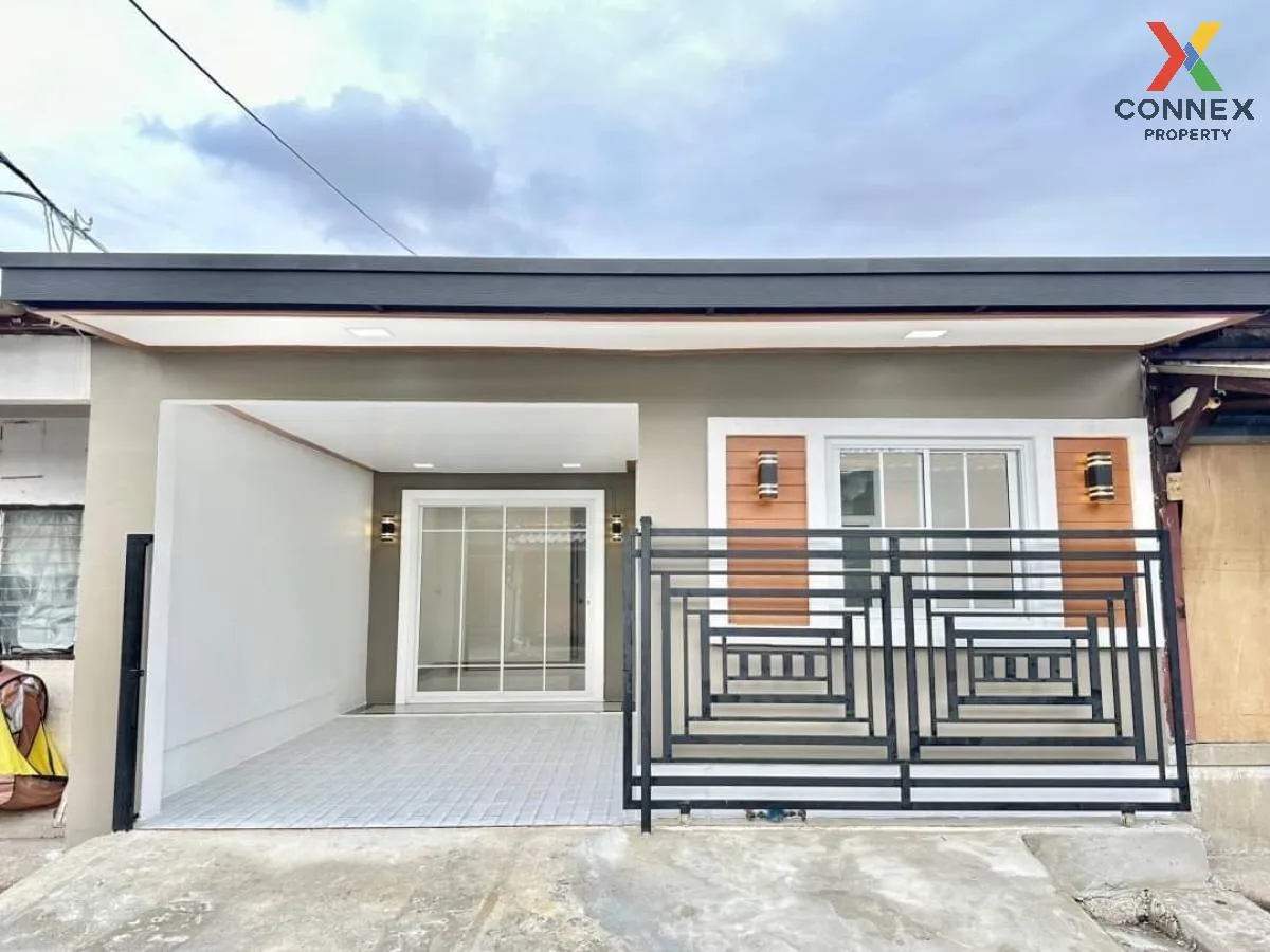 For Sale Townhouse/Townhome  , Baan Pruksa 3 Soi Watlatpladuk , Bang Khu Rat , Bang Bua Thong , Nonthaburi , CX-108006 1