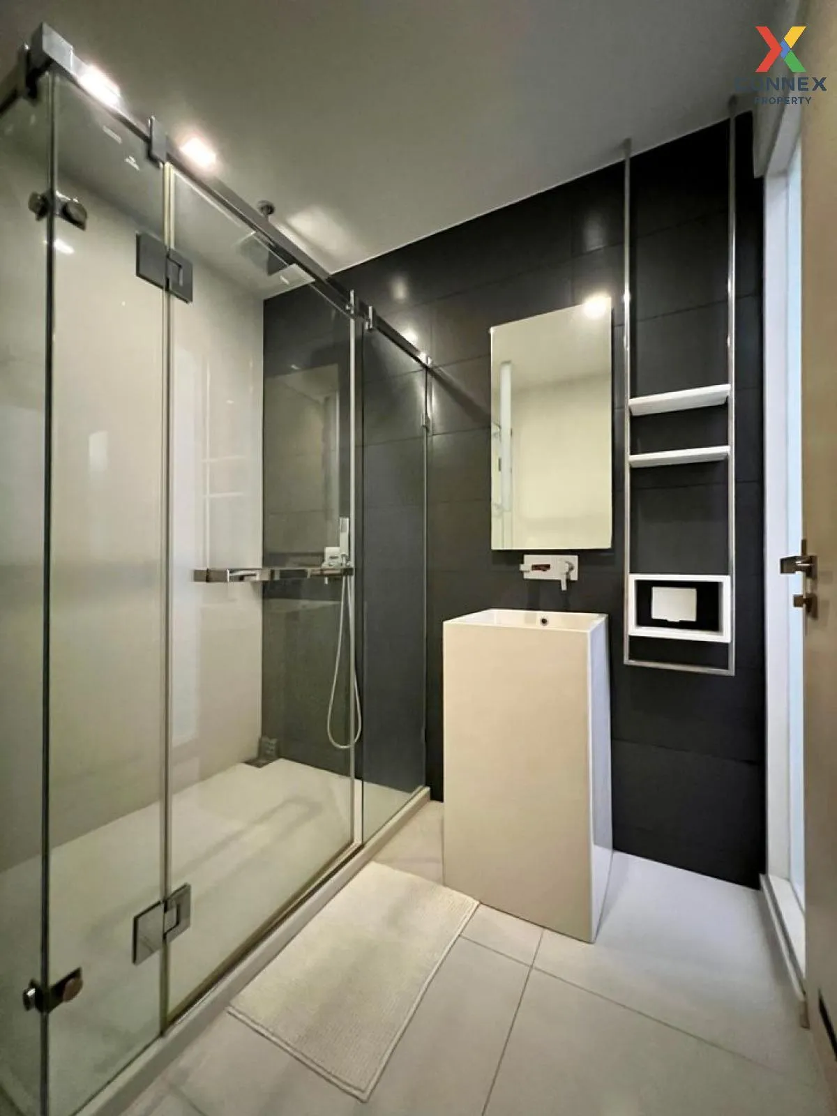 For Sale Condo , The Room BTS Wongwianyai , BTS-Wongwian Yai , Bang Lamphu Lang , Khlong San , Bangkok , CX-108059