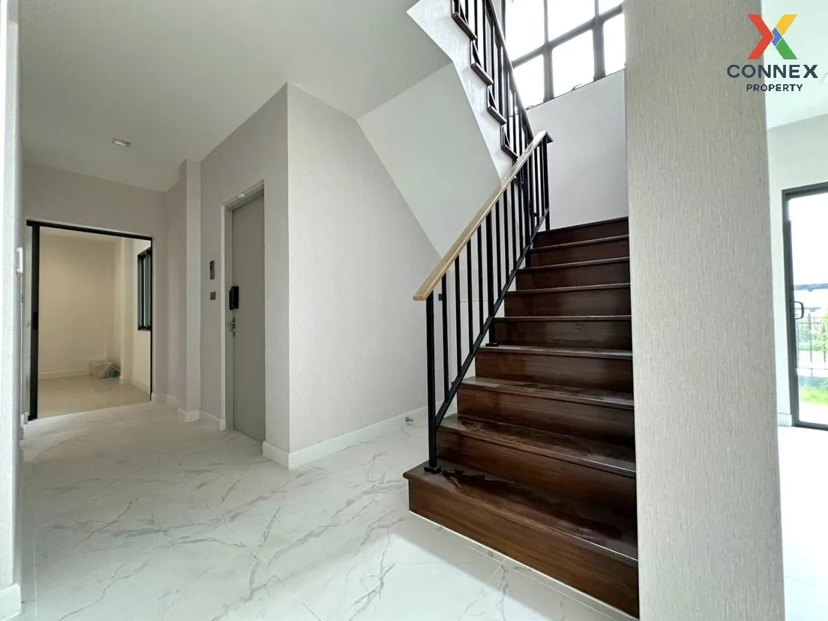 For Sale House , Venue ID Petchkasem 81 , corner unit , Nong Khang Phlu , Nong Khaem , Bangkok , CX-108153