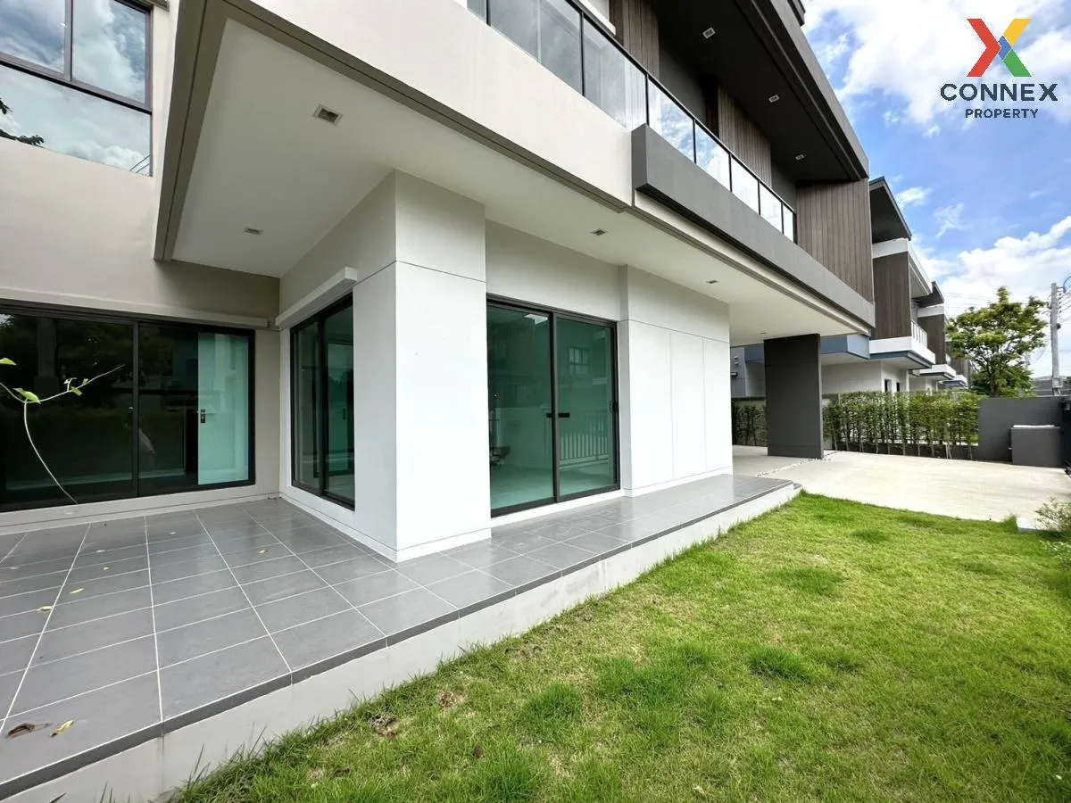 For Sale House , Venue ID Petchkasem 81 , corner unit , Nong Khang Phlu , Nong Khaem , Bangkok , CX-108153