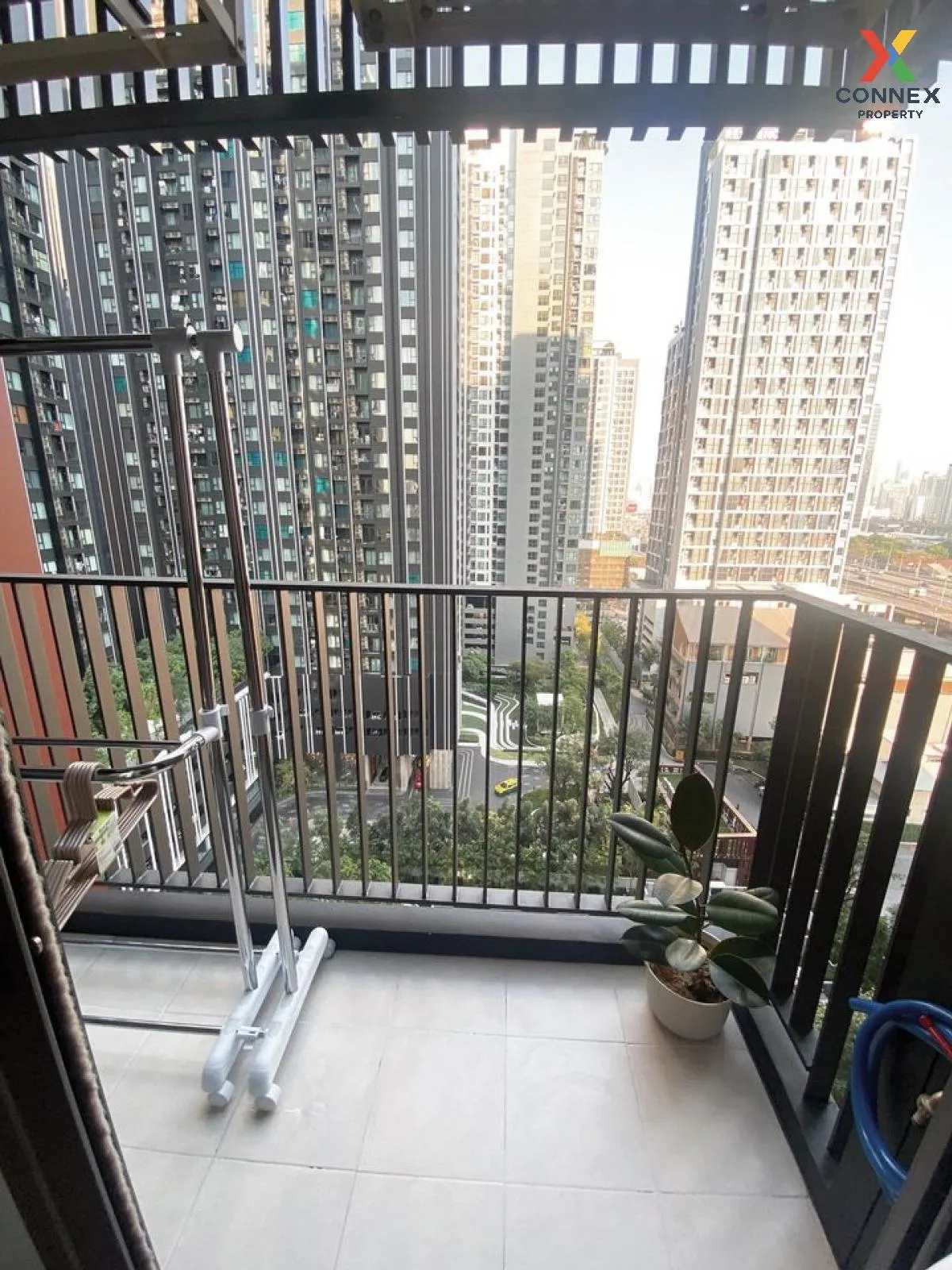 For Rent Condo , Life Asoke Hype Rama 9 , MRT-Phra Ram 9 , Makkasan , Rat Thewi , Bangkok , CX-108413