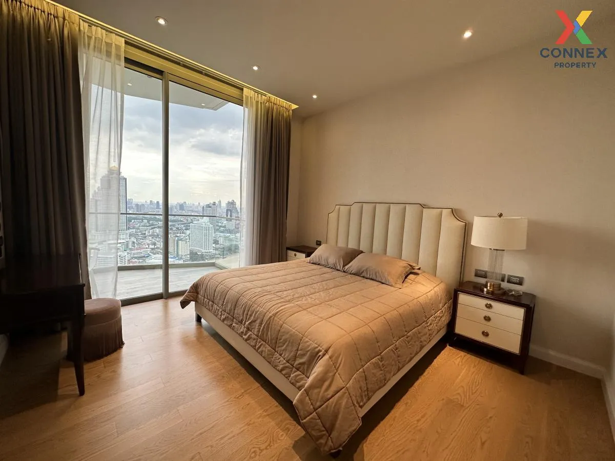 For Sale Condo , Magnolias Waterfront Residences , nice view , high floor , corner unit , river view , Khlong Ton Sai , Khlong San , Bangkok , CX-108507