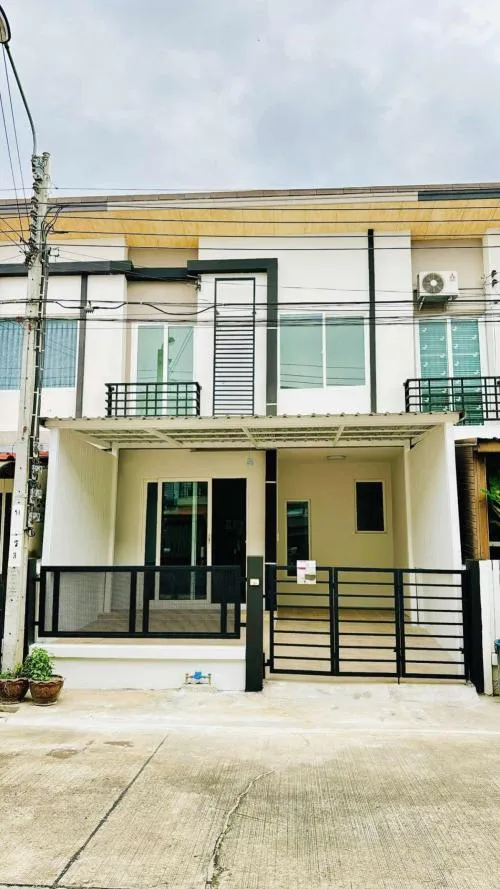 For Sale Townhouse/Townhome  , Gusto Rama 2 , newly renovated , Tha Kham , Bang Khun Thian , Bangkok , CX-108577