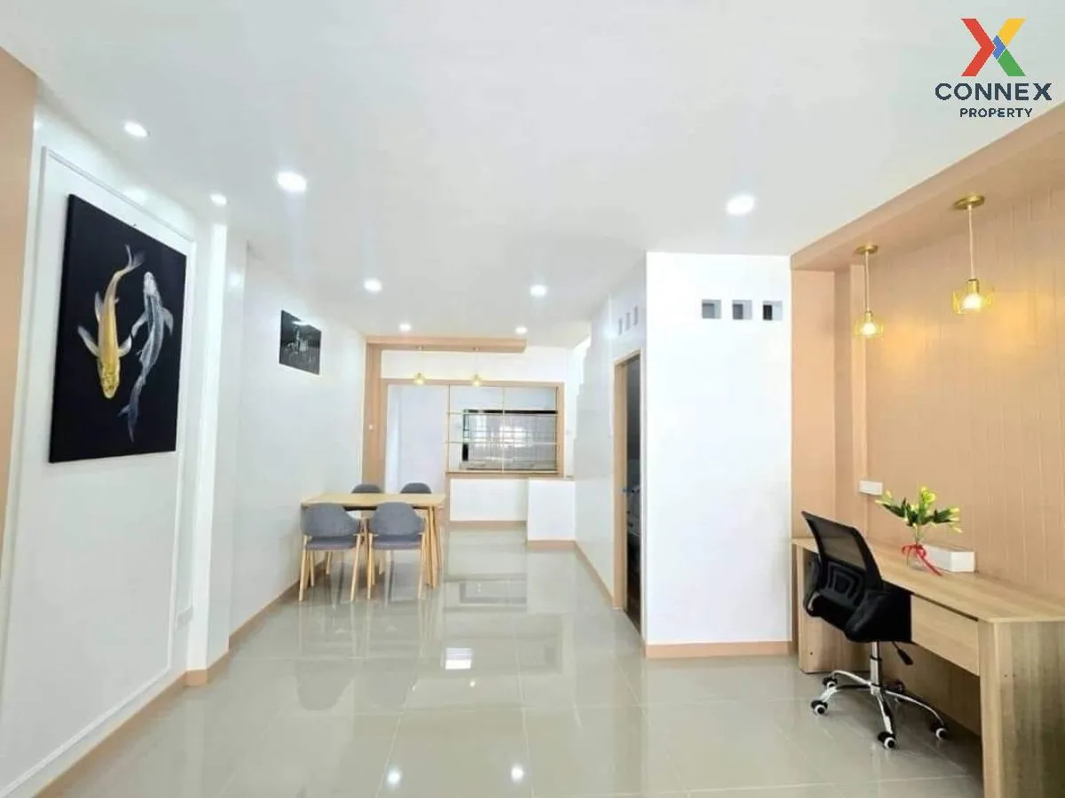 For Sale Townhouse/Townhome  , Manawadee Green Park , Phimonrat , Bang Bua Thong , Nonthaburi , CX-108596