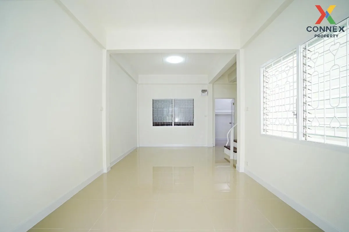 For Sale Townhouse/Townhome  , Baan Sritubthim , corner unit , Bang Phut , Pak Kret , Nonthaburi , CX-108607 4