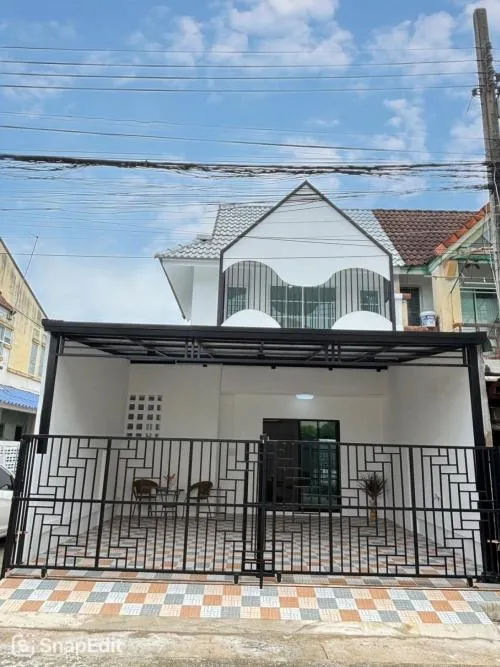 For Sale Townhouse/Townhome  , Baan Poonsin Thani 3 , newly renovated , Khlong Song Ton Noon , Lat Krabang , Bangkok , CX-108609