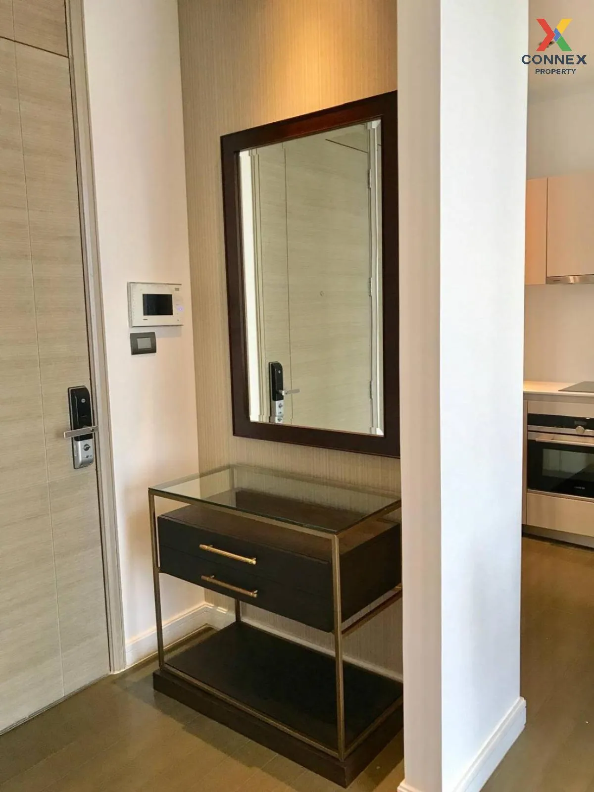 For Rent Condo , Magnolias Ratchadamri Boulevard , nice view , wide frontage , newly renovated , BTS-Ratchadamri , Lumpini , Pathum Wan , Bangkok , CX-108831