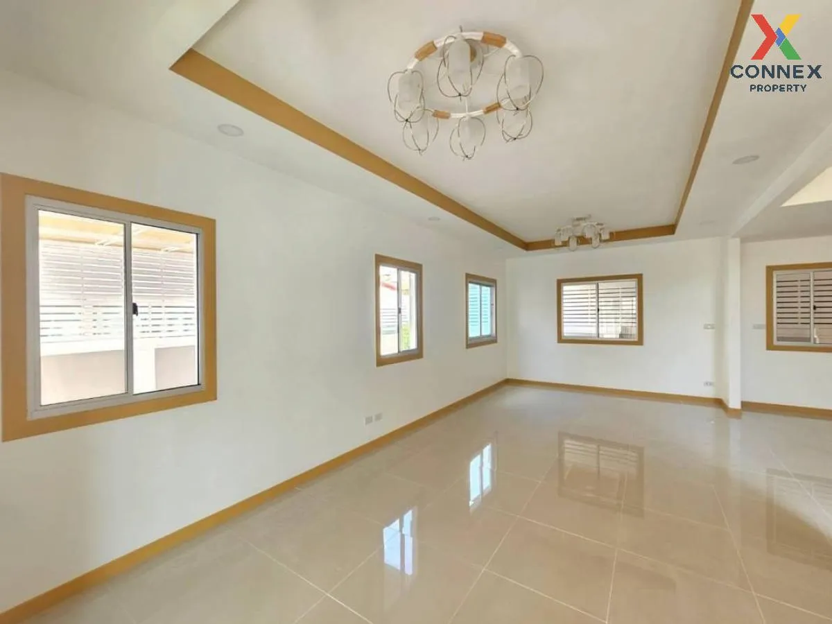 For Sale House , Pruksa Village 5 Wongwaen - Rattanathibet , wide frontage , newly renovated , Bang Khu Rat , Bang Bua Thong , Nonthaburi , CX-109004