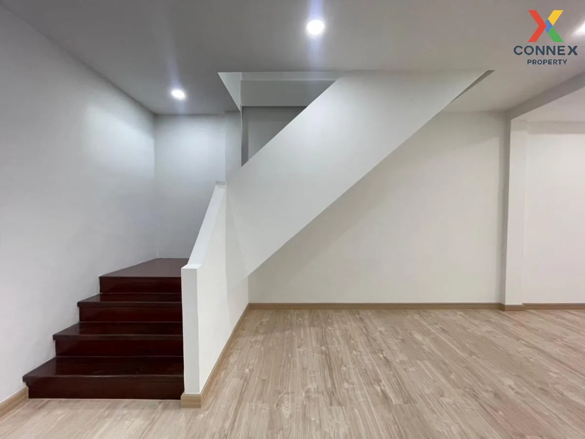 For Sale Townhouse/Townhome  , Klang Soi Village 2 , newly renovated , O Ngoen , Sai Mai , Bangkok , CX-109006