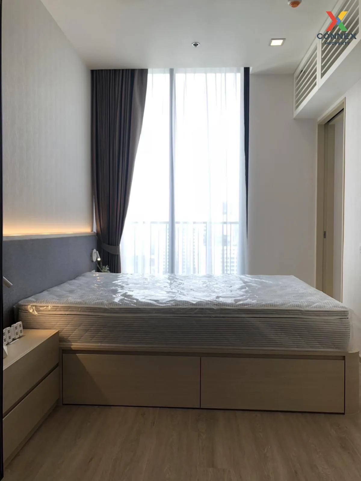 For Rent Condo , NOBLE STATE 39 , high floor , BTS-Phrom Phong , Khlong Tan Nuea , Watthana , Bangkok , CX-109104