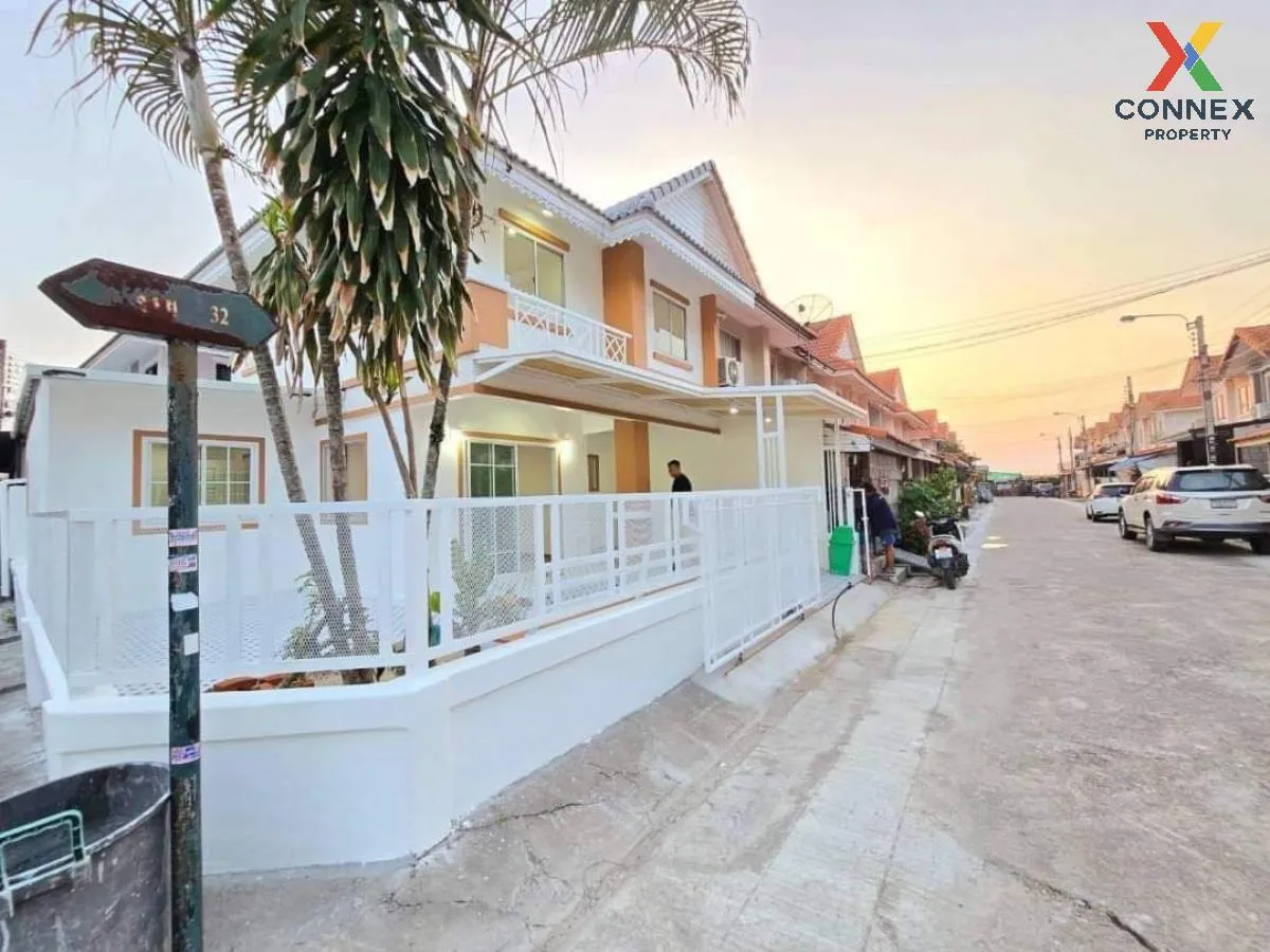 For Sale Townhouse/Townhome  , Baan Pruksa 33 Bangbuathong , Bang Khu Rat , Bang Bua Thong , Nonthaburi , CX-109198