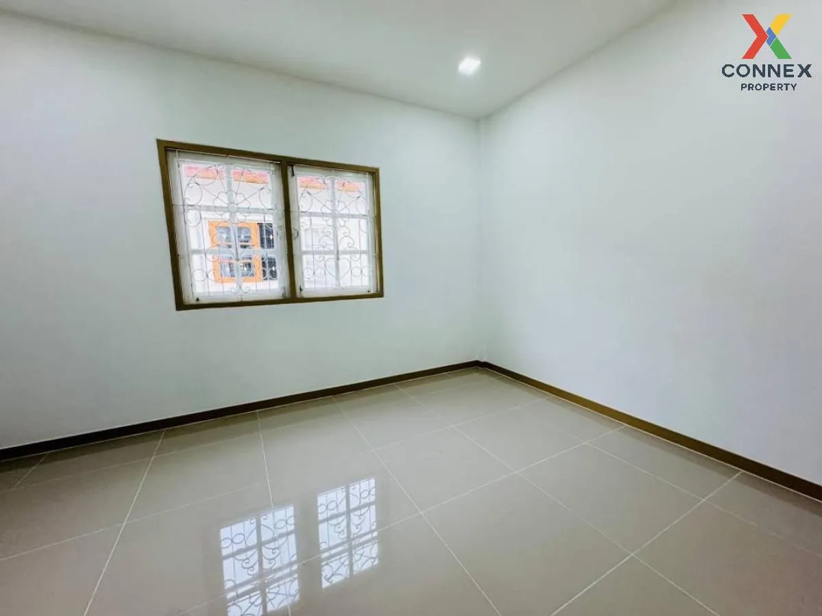 For Sale Townhouse/Townhome  , Siriwan-Chuan Chom Village Bang Kruai - Sai Noi , newly renovated , Bang Bua Thong , Bang Bua Thong , Nonthaburi , CX-109285