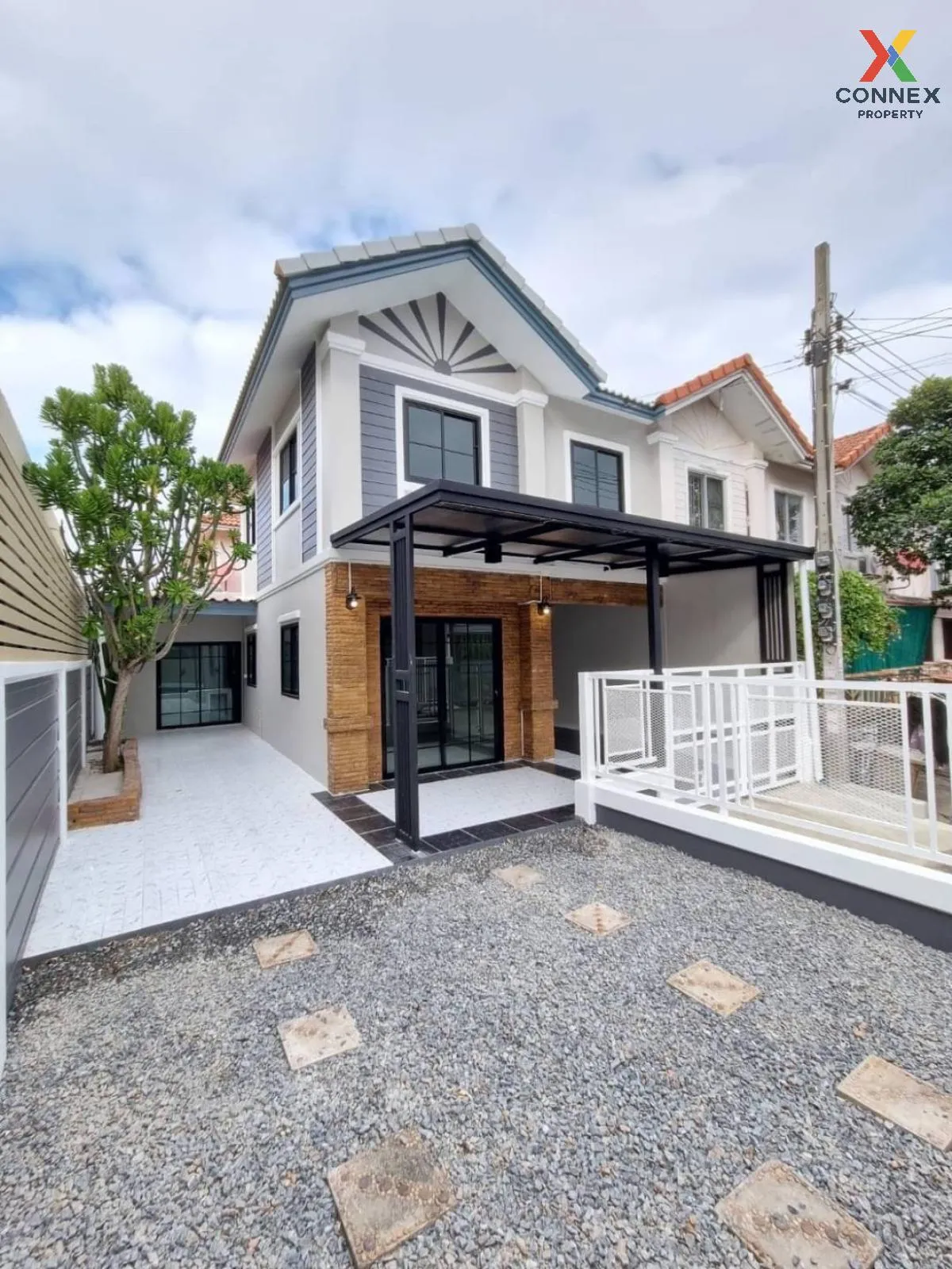 For Sale Townhouse/Townhome  , Baan Pruksa 33 Bangbuathong , wide frontage , newly renovated , Bang Khu Rat , Bang Bua Thong , Nonthaburi , CX-109295