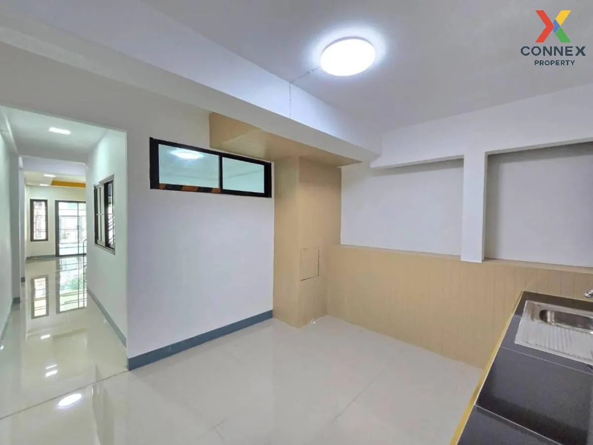 For Sale Townhouse/Townhome  , Rewadee 1 , Talat Khwan , Mueang Nonthaburi , Nonthaburi , CX-109596