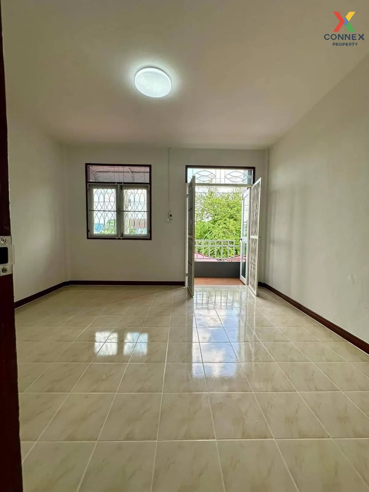 For Sale Townhouse/Townhome  , Siwarat 5 , Krathum Lom , Sam Phran , Nakhon Pathom , CX-109599