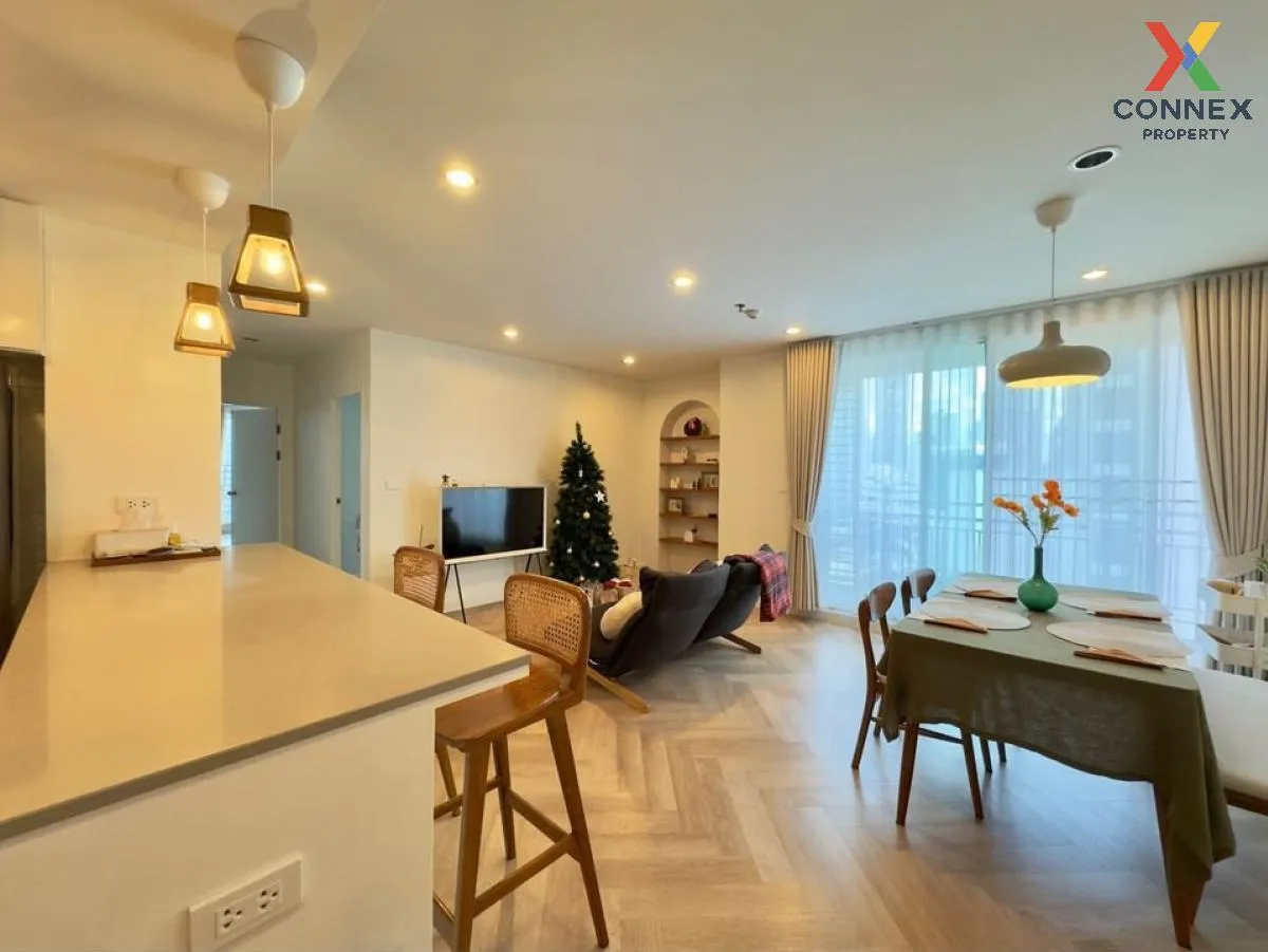 For Sale Condo , Baan Siri Silom , nice view , high floor , newly renovated , BTS-Surasak , Silom , Bang Rak , Bangkok , CX-109927