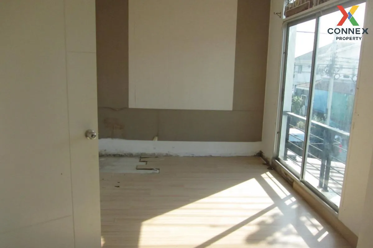 For Sale Townhouse/Townhome  , Baan Pruksa Townhome 93 (Phahonyothin-Nava Nakorn) , Khlong Nueng , khlong Luang , Pathum Thani , CX-109974