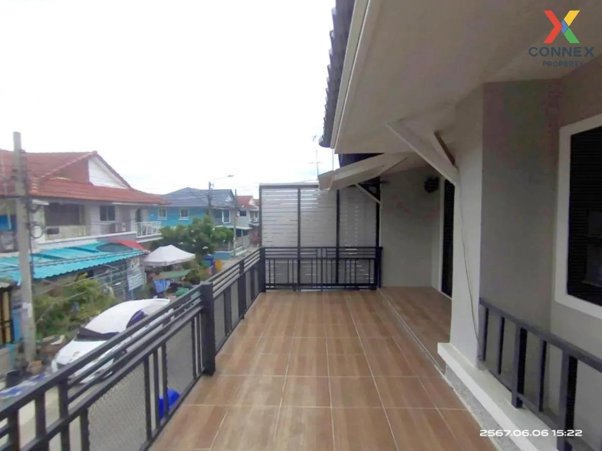 For Sale Townhouse/Townhome  , Baan Pruksa 3 Soi Watlatpladuk , Bang Khu Rat , Bang Bua Thong , Nonthaburi , CX-110063