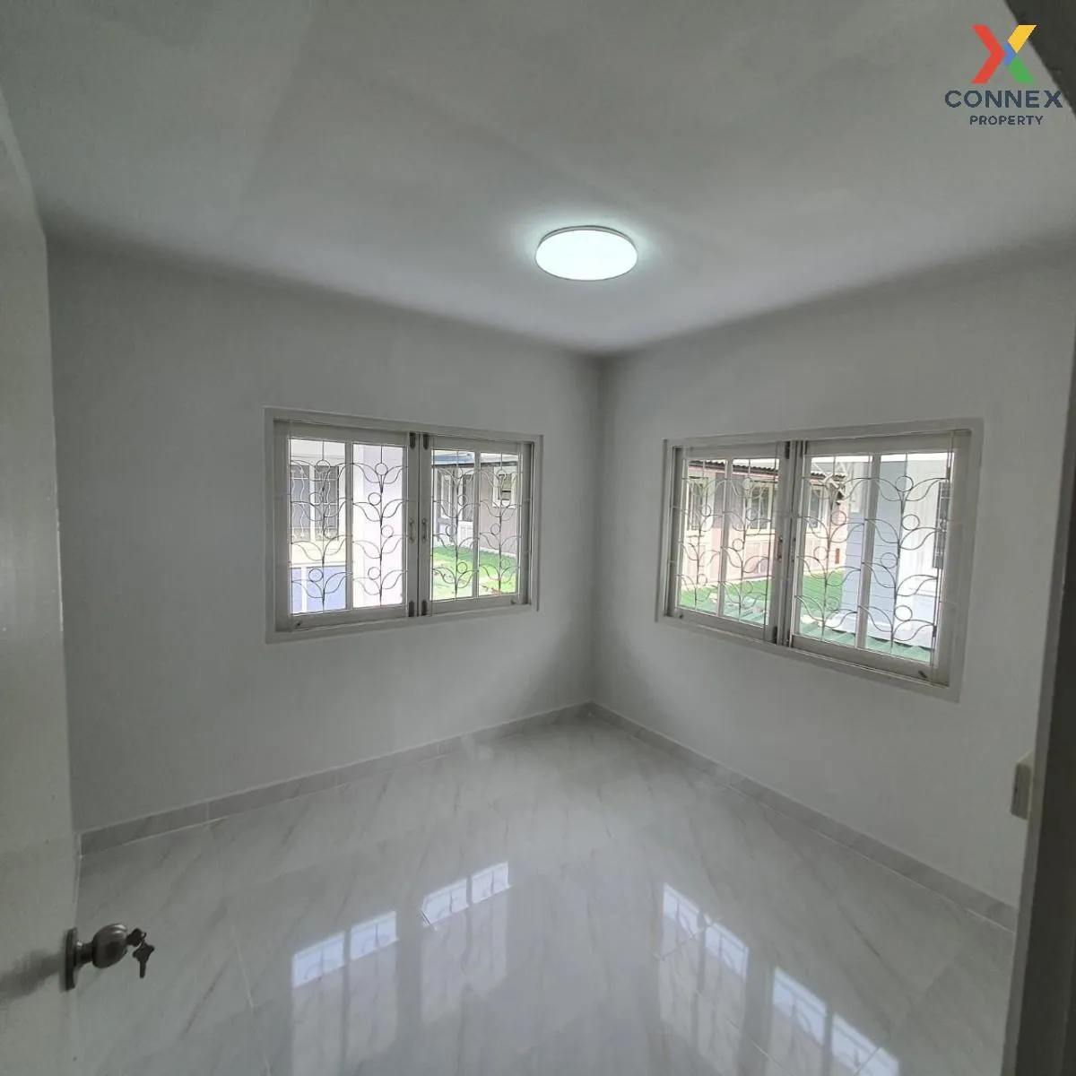 For Sale Townhouse/Townhome  , Baan Pruksa 12 Rangsit-Klong 3 , wide frontage , newly renovated , Khlong Sam , khlong Luang , Pathum Thani , CX-110149