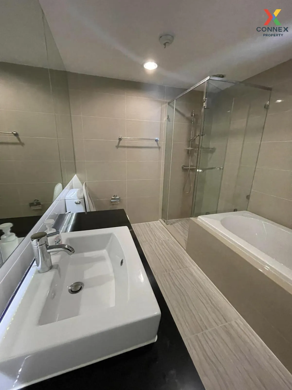 For Sale Condo , Belle Grand Rama 9 , MRT-Phra Ram 9 , Huai Khwang , Huai Khwang , Bangkok , CX-110212