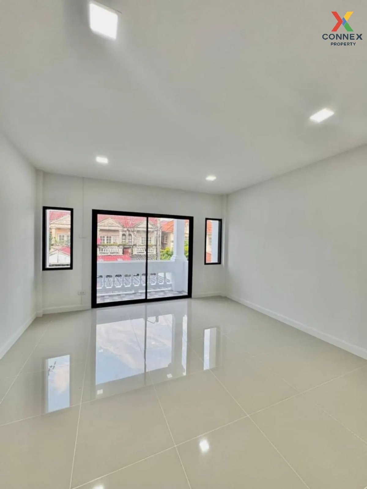 For Sale Townhouse/Townhome  , Baan Lapawan 3 , newly renovated , MRT-Talad Bang Yai , Sao Thong Hin , Bang Yai , Nonthaburi , CX-110222