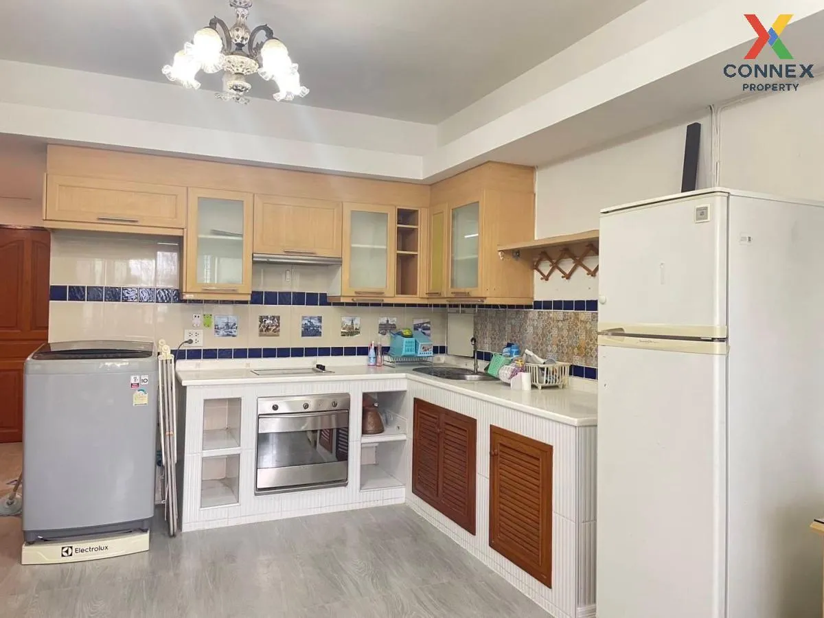 For Sale Condo , Central Ratchayothin Park , corner unit , newly renovated , BTS-Ratchayothin , Lat Yao , Chatuchak , Bangkok , CX-110382 3