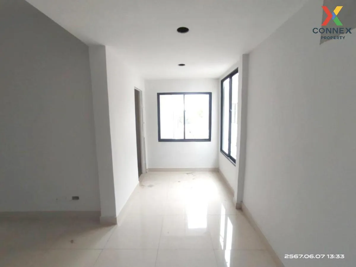 For Sale Townhouse/Townhome  , The Villa Bangbuathong , Bang Bua Thong , Bang Bua Thong , Nonthaburi , CX-110490