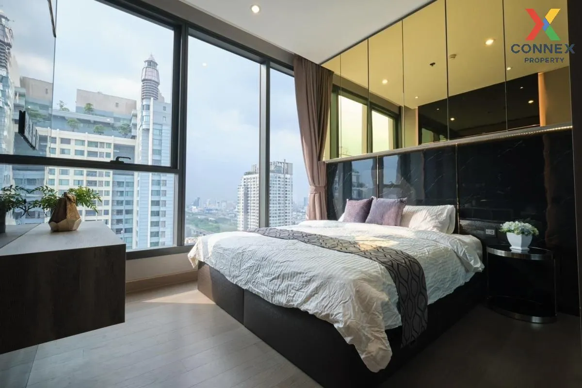 For Rent Condo , The Esse at Singha Complex , MRT-Phetchaburi , Bang Kapi , Huai Khwang , Bangkok , CX-110742