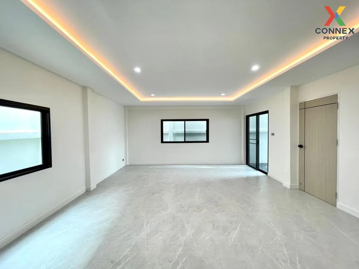 For Sale 2 story house , Soi Wat Weluwanaram 36 , newly renovated , Don Mueang , Don Mueang , Bangkok , CX-110785