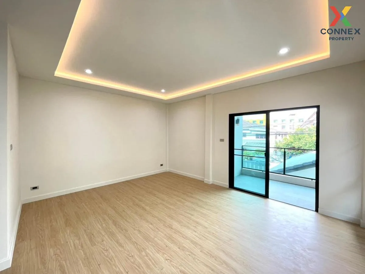 For Sale 2 story house , Soi Wat Weluwanaram 36 , newly renovated , Don Mueang , Don Mueang , Bangkok , CX-110785