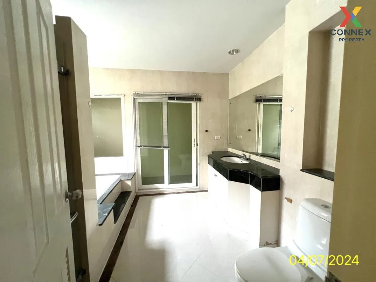 For Sale House , Maneeya Masterpiece Rattanathibet , MRT-Sai Ma , Sai Ma , Mueang Nonthaburi , Nonthaburi , CX-110856