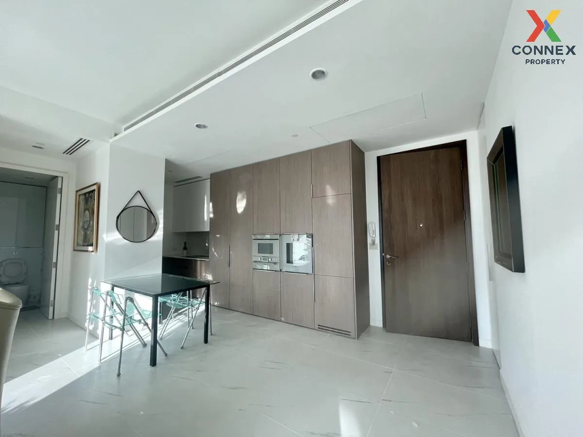 For Sale Condo , 185 Rajadamri , nice view , wide frontage , newly renovated , BTS-Ratchadamri , Lumpini , Pathum Wan , Bangkok , CX-110862