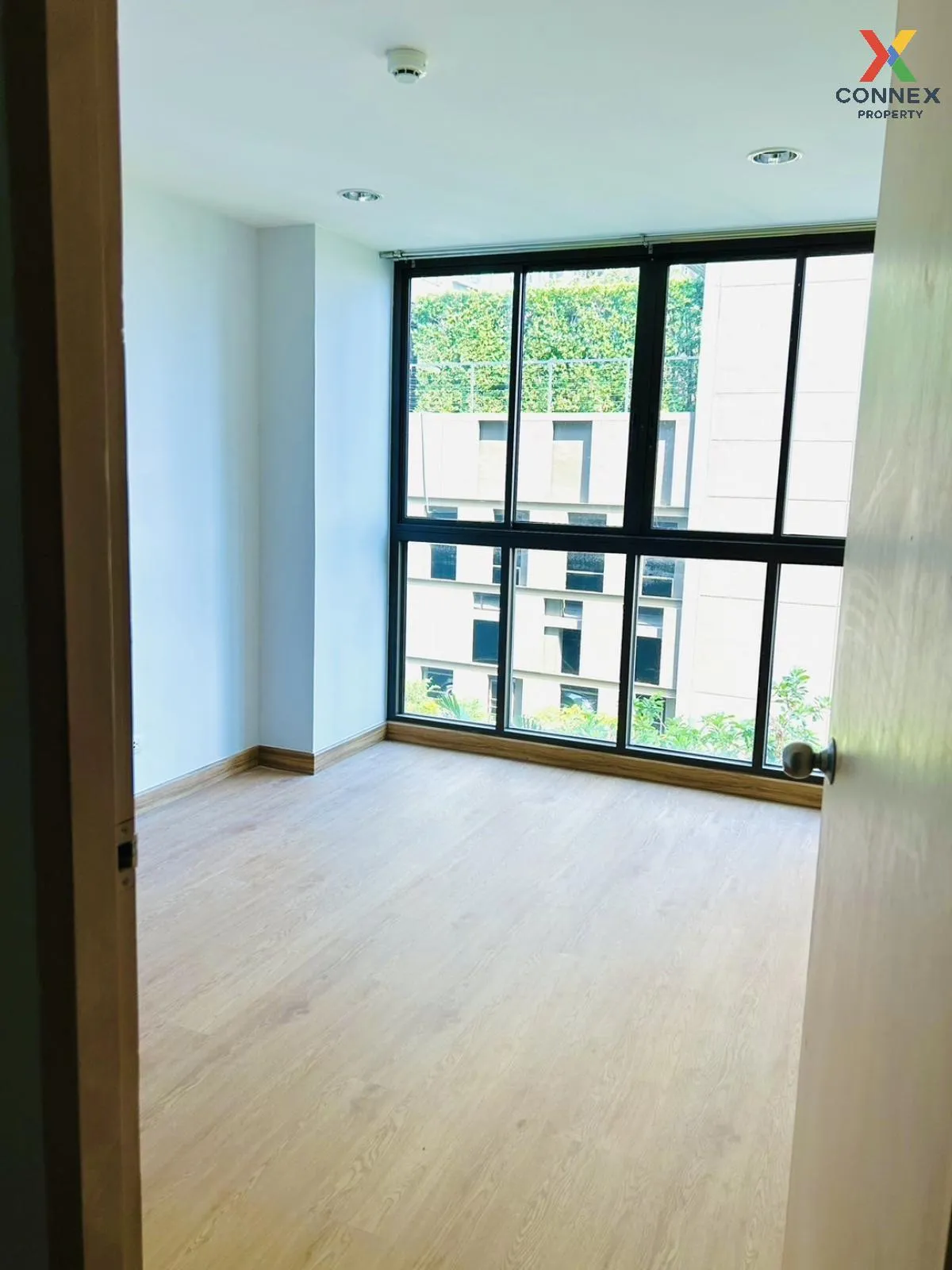 For Sale Condo , Ideo Blucove Sathorn , BTS-Wongwian Yai , Khlong Ton Sai , Khlong San , Bangkok , CX-110983 4