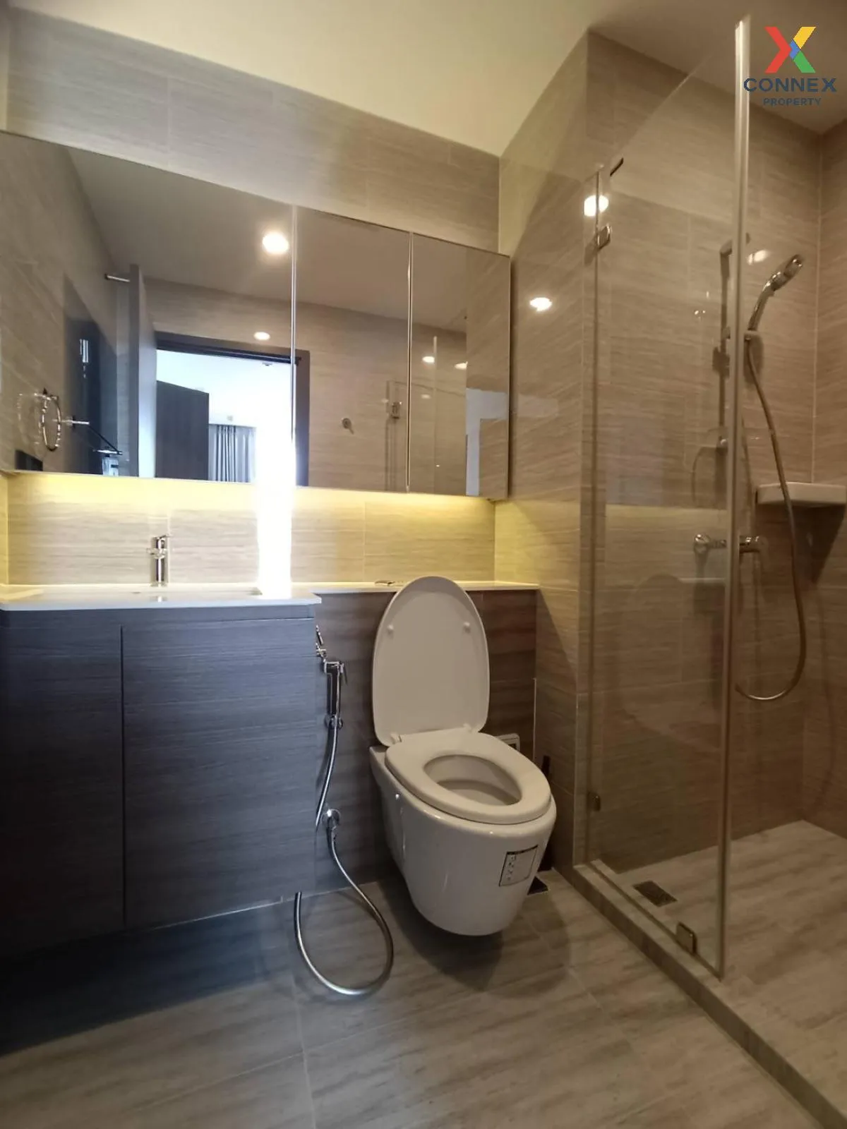 For Sale Condo , Whizdom Essence , BTS-Punnawithi , Phra Khanong , Khlong Toei , Bangkok , CX-111188