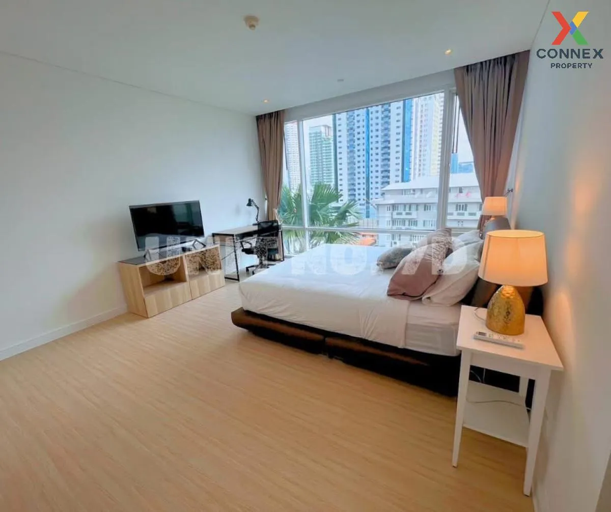 For Sale Condo , Fullerton Sukhumvit , BTS-Ekkamai , Khlong Tan Nuea , Watthana , Bangkok , CX-111592