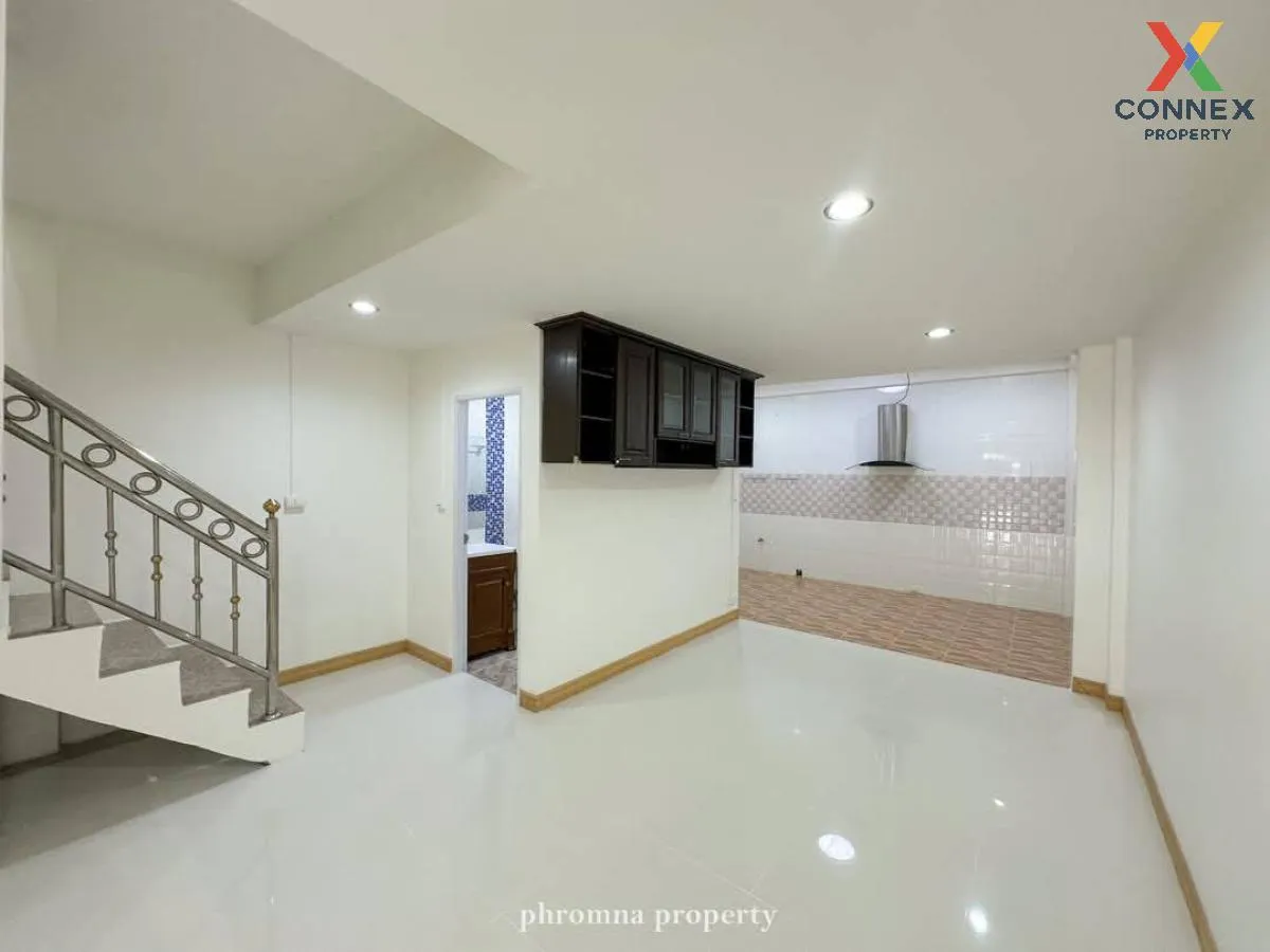 For Sale Townhouse/Townhome  , Baan Pim Thong , newly renovated , Khlong Chao Khun Sing , Wang Thong Lang , Bangkok , CX-112069