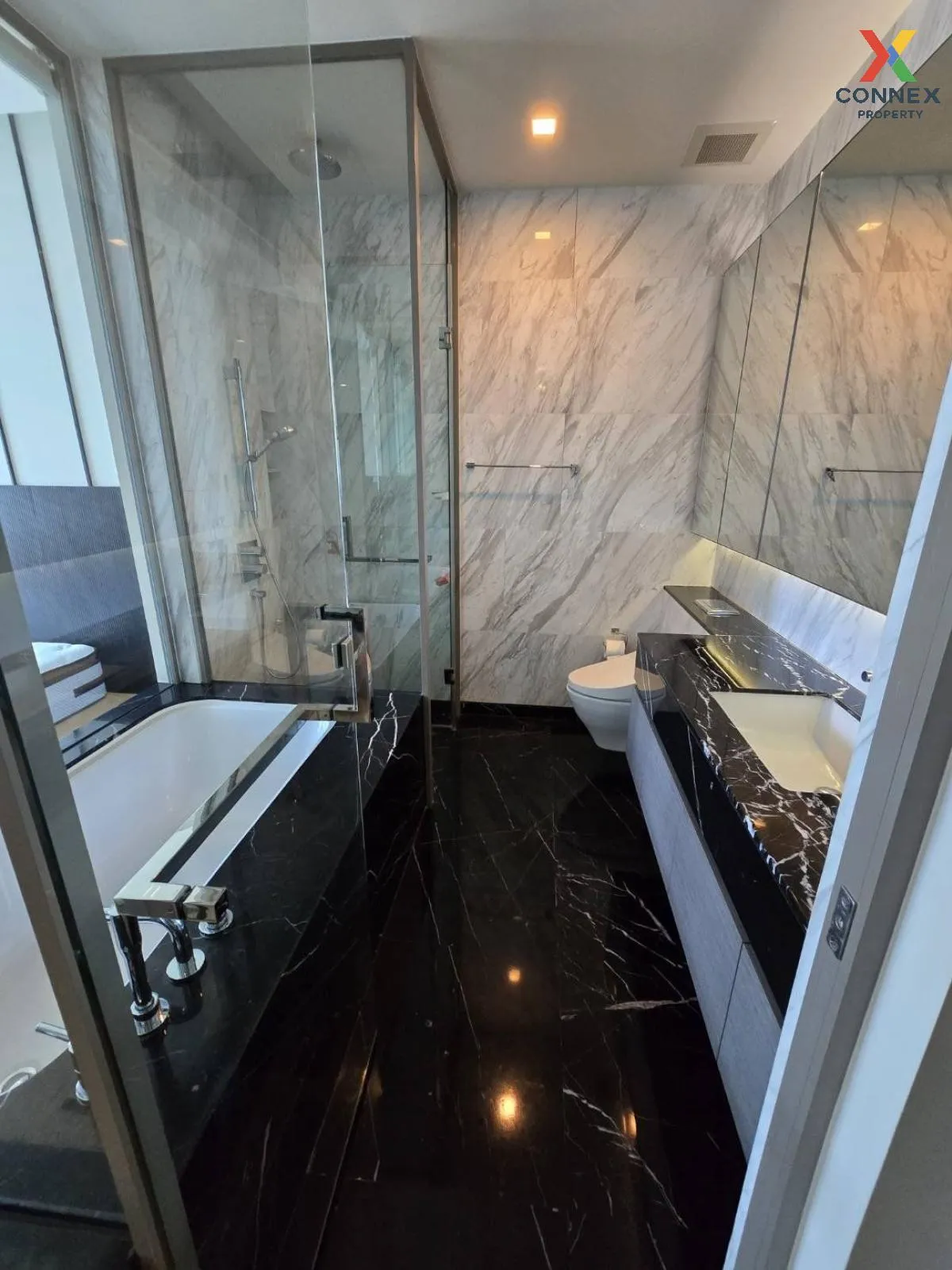 For Rent Condo , Saladaeng One , BTS-Sala Daeng , Silom , Bang Rak , Bangkok , CX-112080