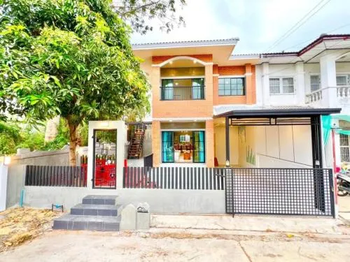 ขายบ้าน  บ้านวงศกร 1 ห้องมุม รีโนเวทใหม่ ลาดสวาย ลำลูกกา ปทุมธานี CX-112175
