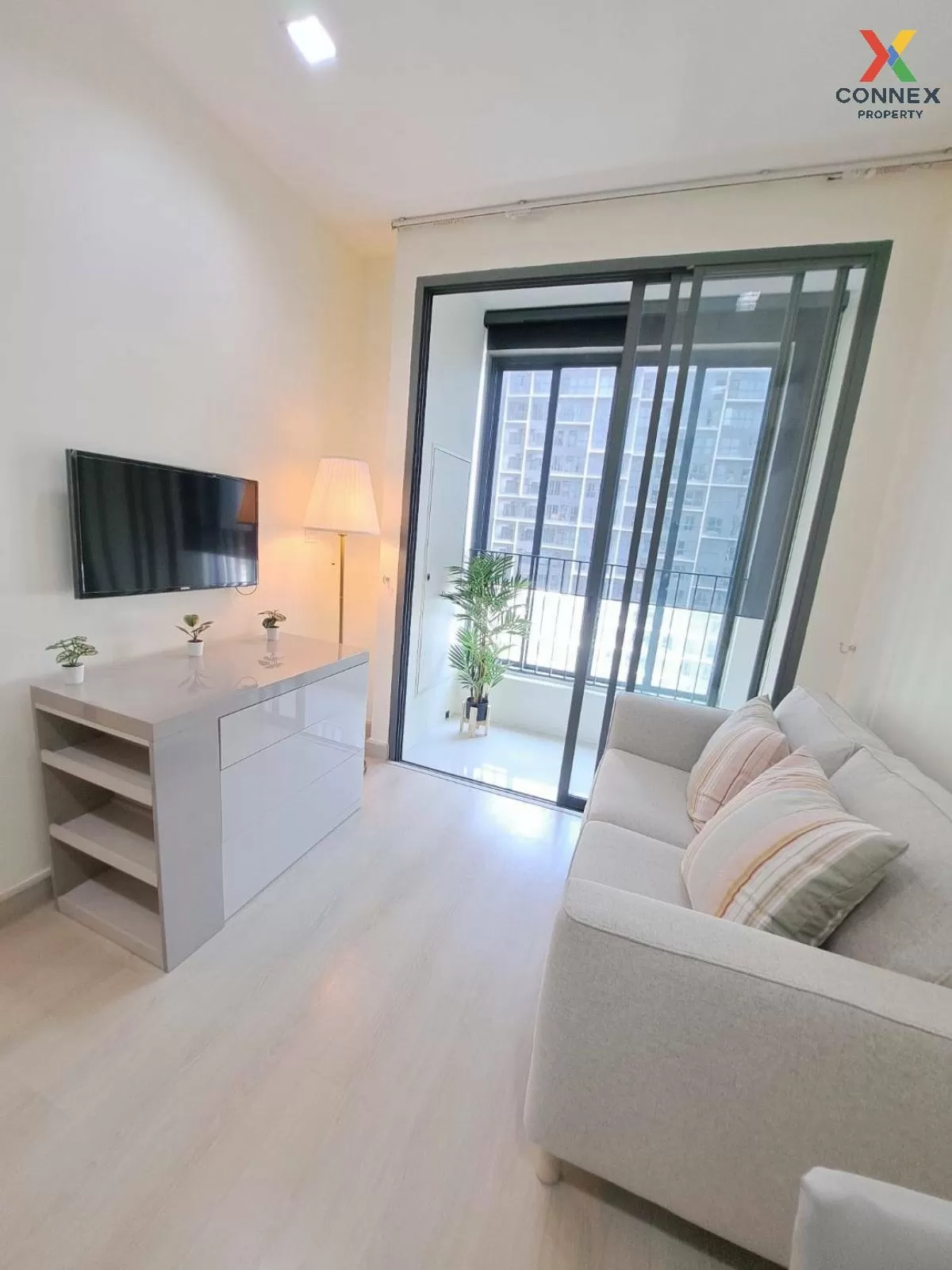 FOR RENT condo , Ideo Mobi Sukhumvit , BTS-On Nut , Bang Chak , Phra Khanong , Bangkok , CX-11220