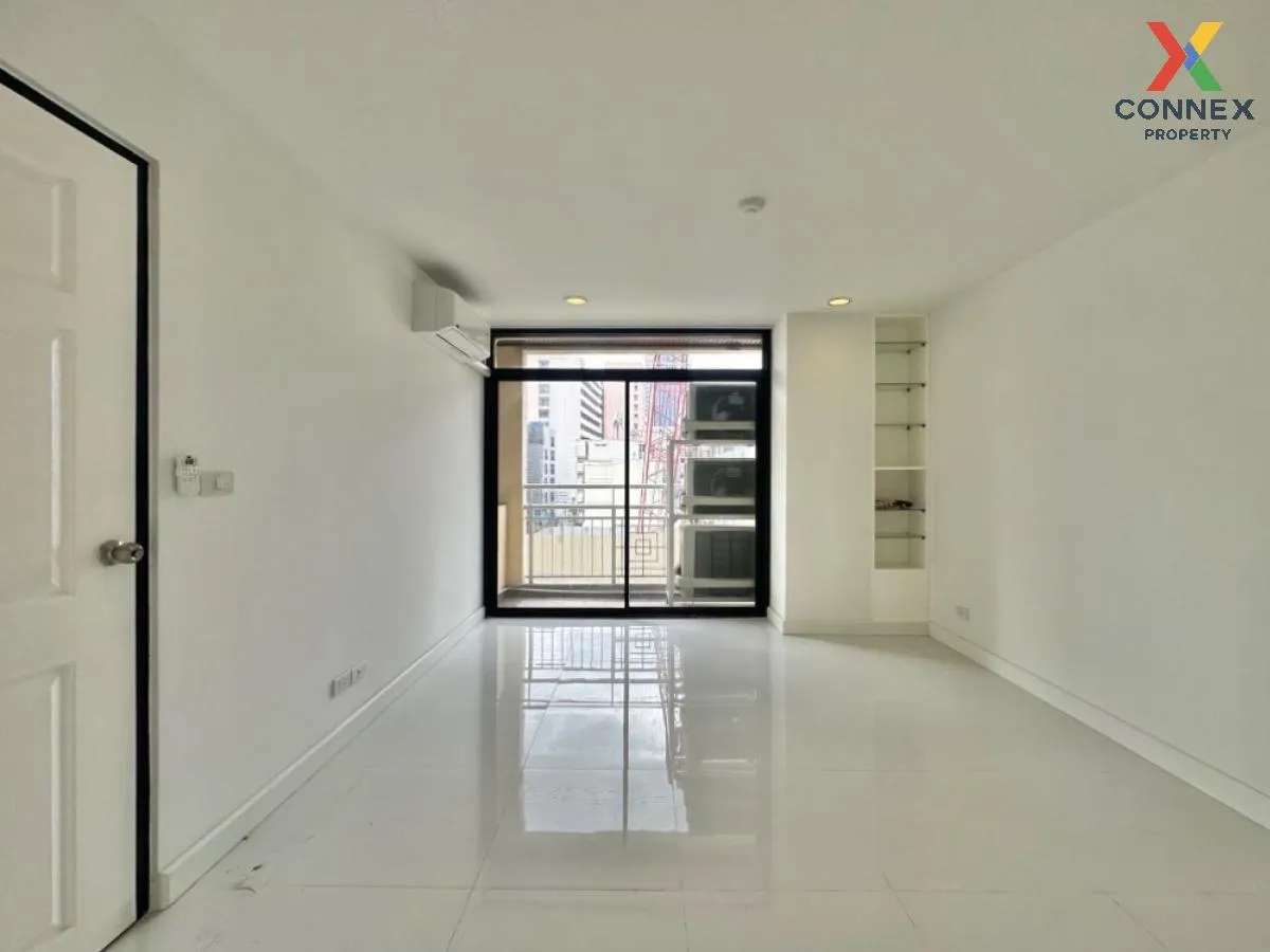 For Sale Condo , Green Point Silom , BTS-Chong Nonsi , Suriyawong , Bang Rak , Bangkok , CX-112229