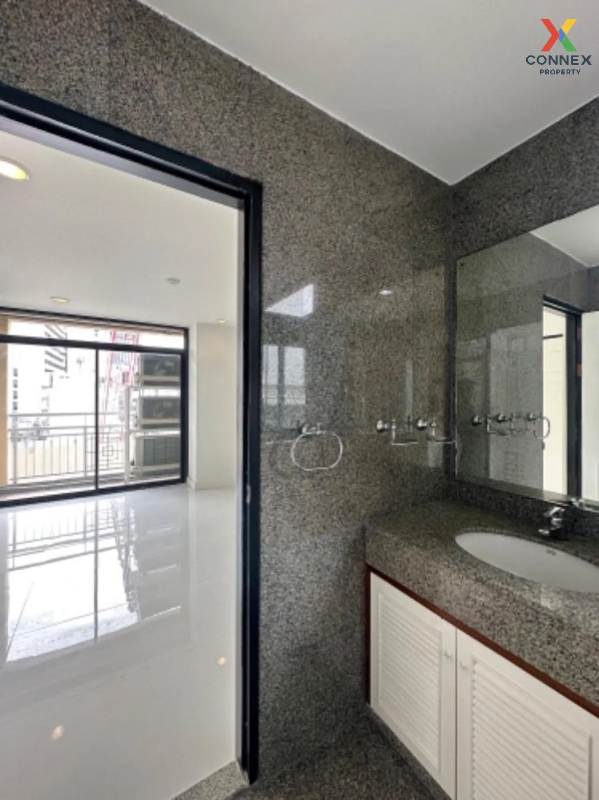 For Sale Condo , Green Point Silom , BTS-Chong Nonsi , Suriyawong , Bang Rak , Bangkok , CX-112229