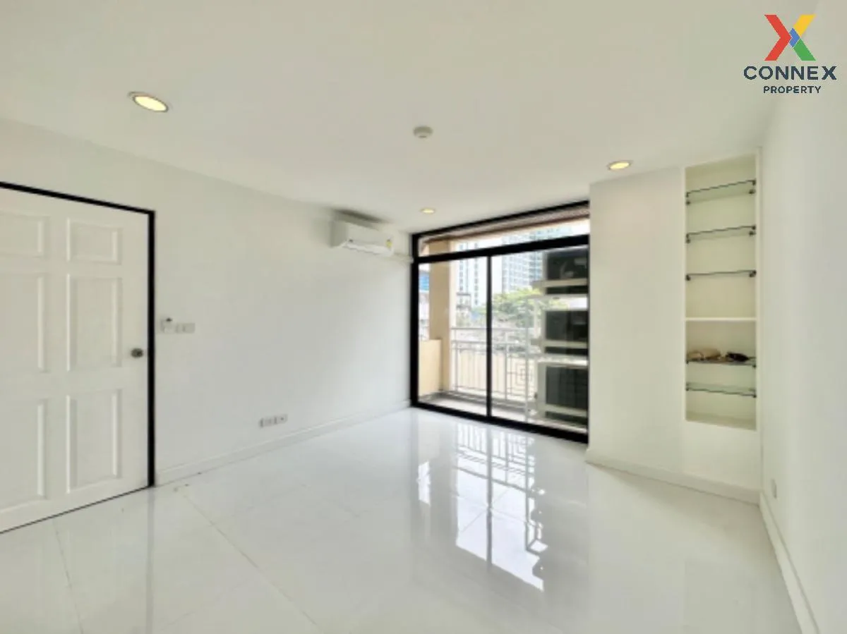 For Sale Condo , Green Point Silom , BTS-Chong Nonsi , Suriyawong , Bang Rak , Bangkok , CX-112229